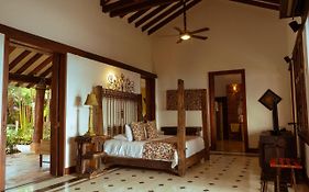 La Divisa Boutique Venecia (antioquia)